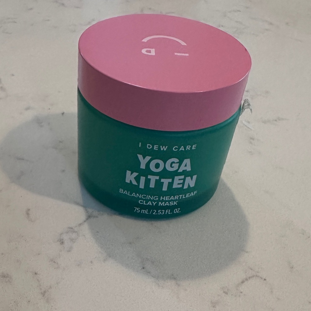 Yoga Kitten, Balancing Heartleaf Clay Beauty Mask, 2.53 fl oz (75 ml)